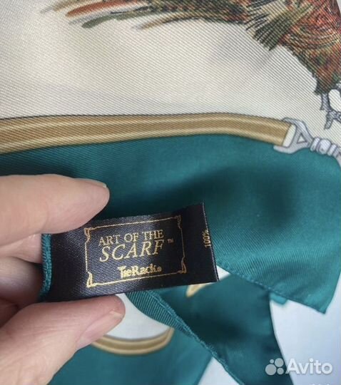 Платок винтажный зеленый с принтом фазаны