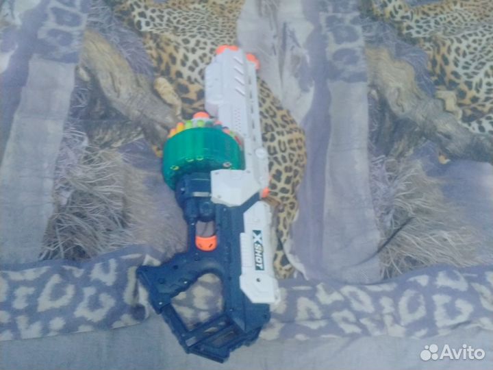 Бластер xshot