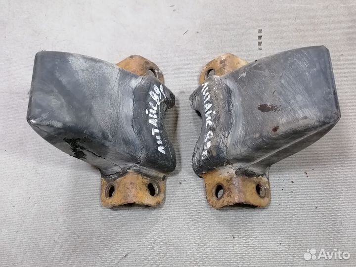 Отбойник Toyota Lite Ace 1985-1992