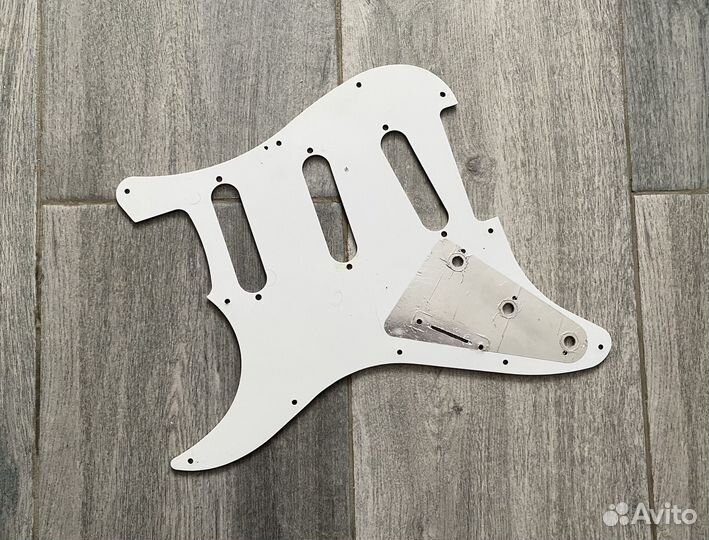 Пикгард Stratocaster для гитары