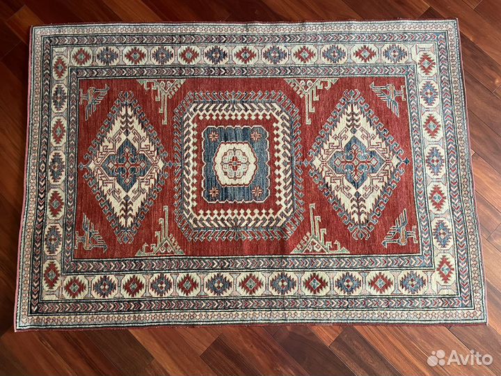 Ковер шерстяной ручной работы