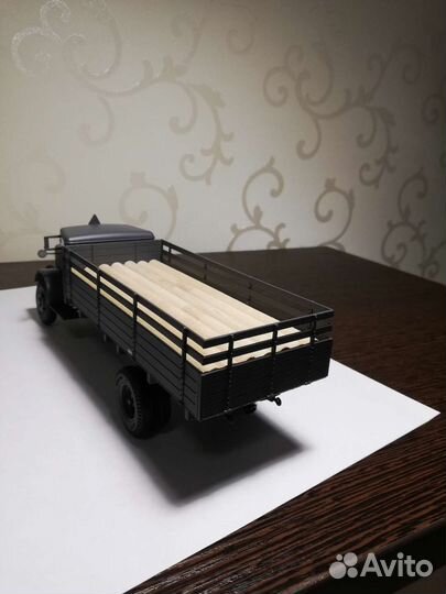 Сборная модель грузовика