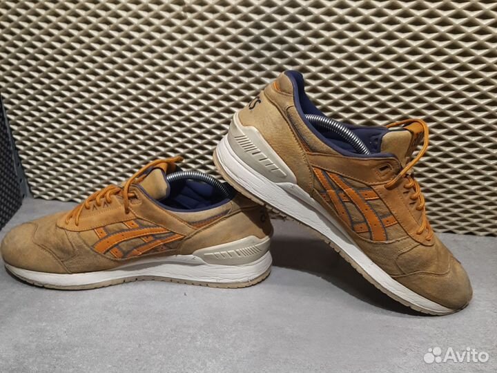 Кроссовки Asics оригинал 43