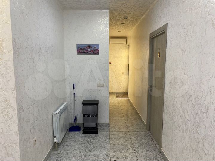 Комната 20 м² в 4-к., 1/17 эт.