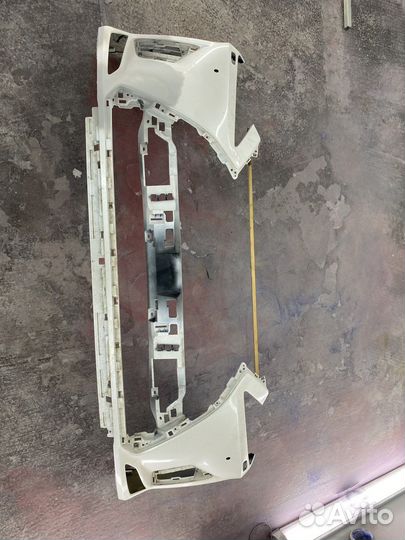 Бампер на Lexus RX 300 2020