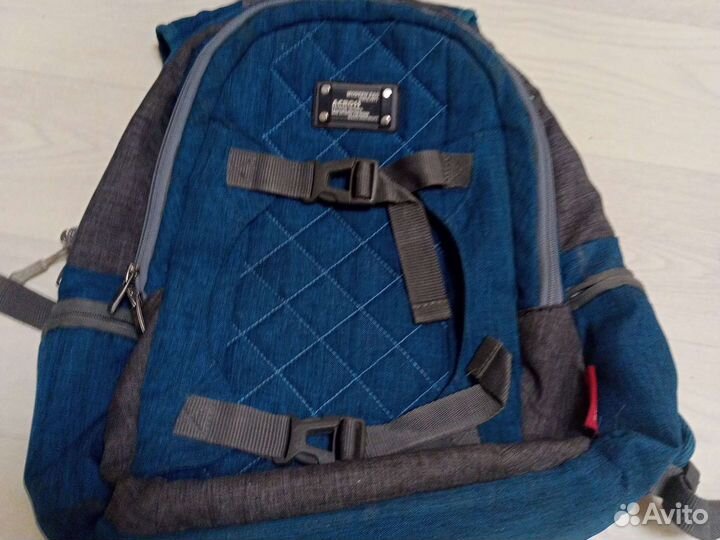 Рюкзак школьный