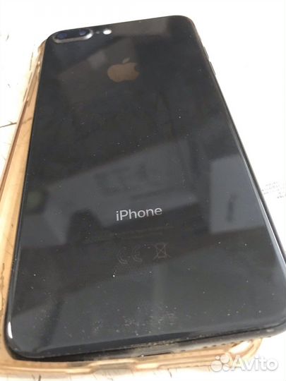 Телефон iPhone 8 plus