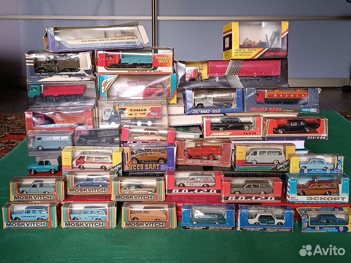 Коллекция машинок СССР 1:43,новые, одним лотом