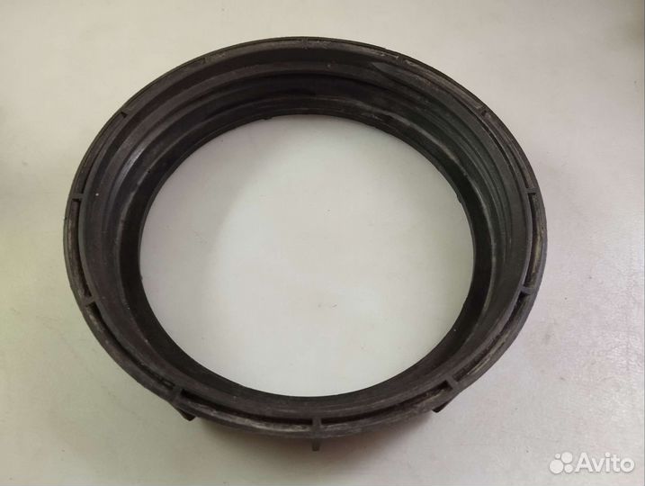 Кольцо крепления топливного насоса Renault Logan