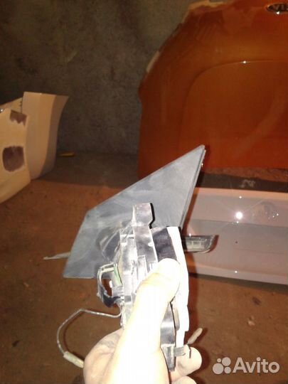 Mitsubishi Lancer 10 Зеркало левое