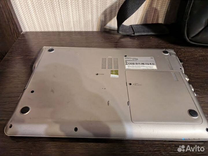 Ноутбук Samsung NP530U4C