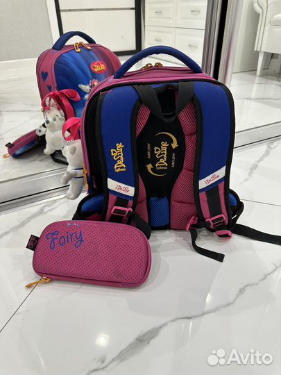 Рюкзак школьный с ортопедической спинкой