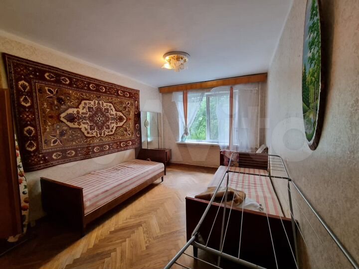 3-к. квартира, 57 м², 3/5 эт.