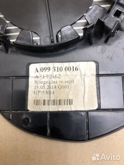 Зеркальный элемент правый Mercedes C-Class W205