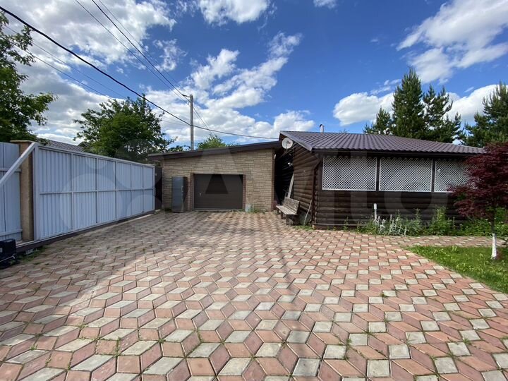 Дом 189,9 м² на участке 12 сот.