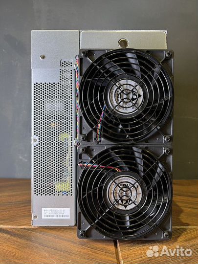 Асик Antminer L7 8800
