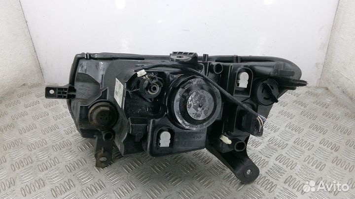 Фара правая Dacia Sandero 2 2013 260105925R