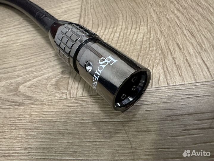 Кабель XLR Esoteric Mexcel 7N-A2500II