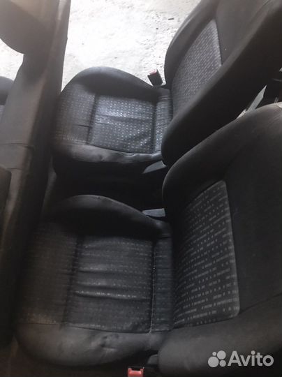 Салон на Фольцваген гольф4