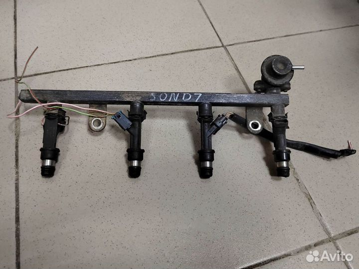 Форсунки топливные Chevrolet Lanos № 96334808