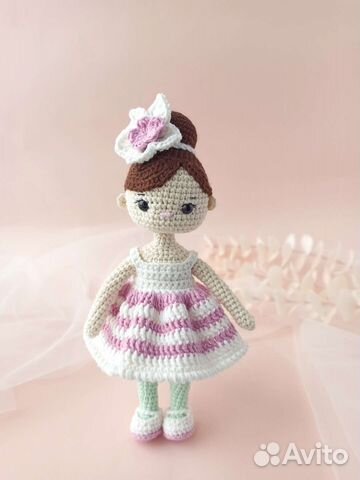 Кукла ручной работы вязаная