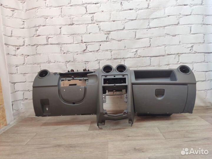 Торпедо Logan 2005-2013