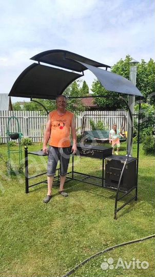 Мангал с крышей