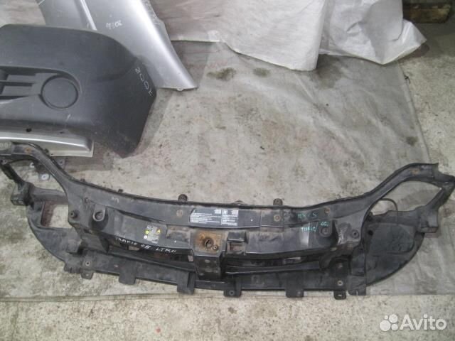 Панель передняя телевизор от Renault Trafic 2001