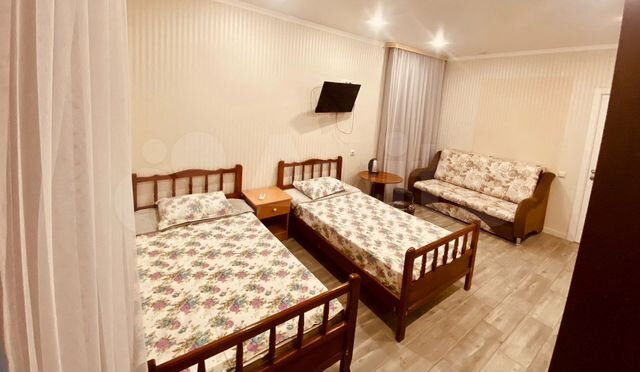 Комната 25 м², 1/3 эт.