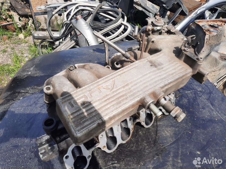 Впускной коллектор Audi 100 (C4) 2.3