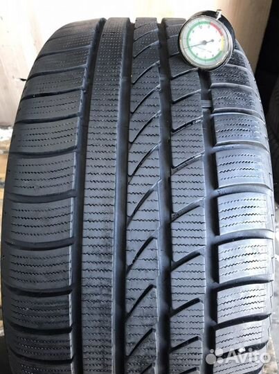 Hankook IceBear W300 245/40 R18 97V