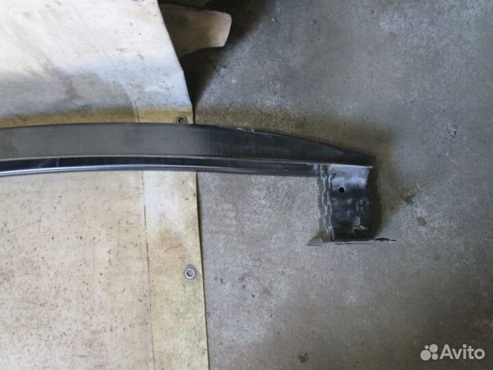 Усилитель заднего бампера Skoda Yeti 2009-2018 (5L