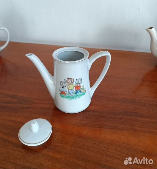 Чайник фарфор СССР Советский чайничек Котенок