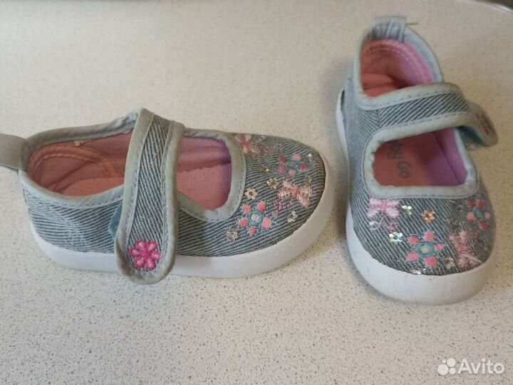 Туфли для девочки 19 размер