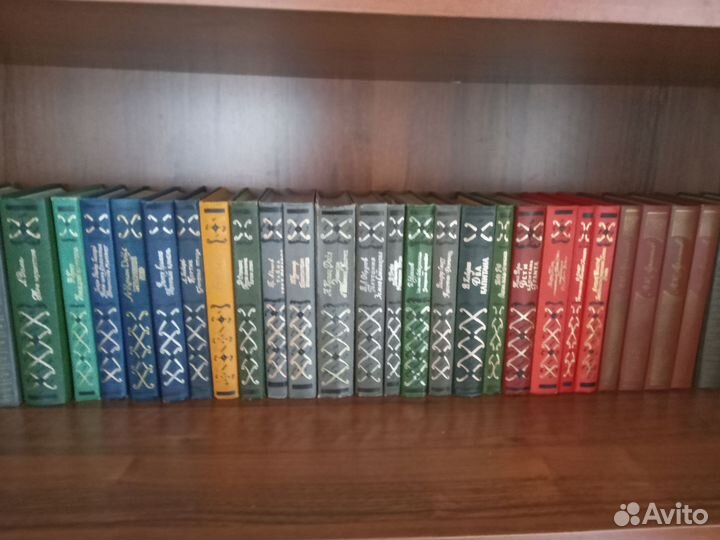 Продам книги