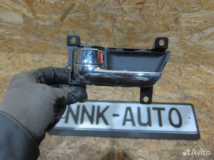 Ручка левой двери внутренняя Kia Sorento 2