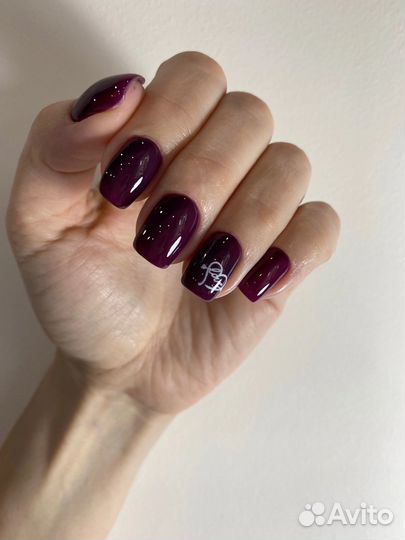 Маникюр, педикюр