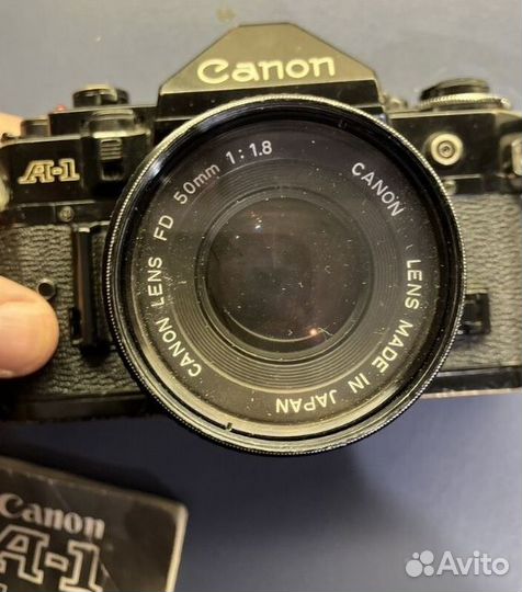 Фотоаппарат пленочный Canon со вспышкой