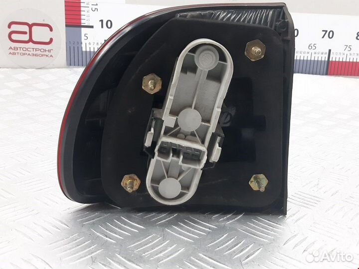 Фонарь задний для Volvo S40 V40 1 30621888