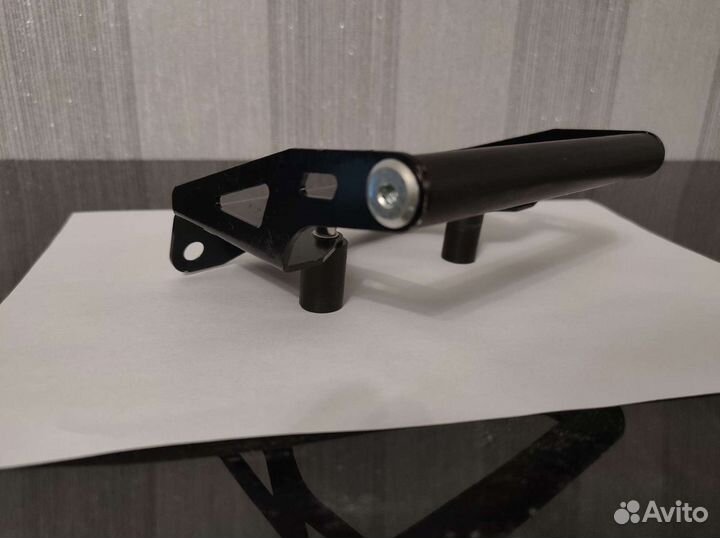 Крепление (кронштейн) навигатора Suzuki V-Strom