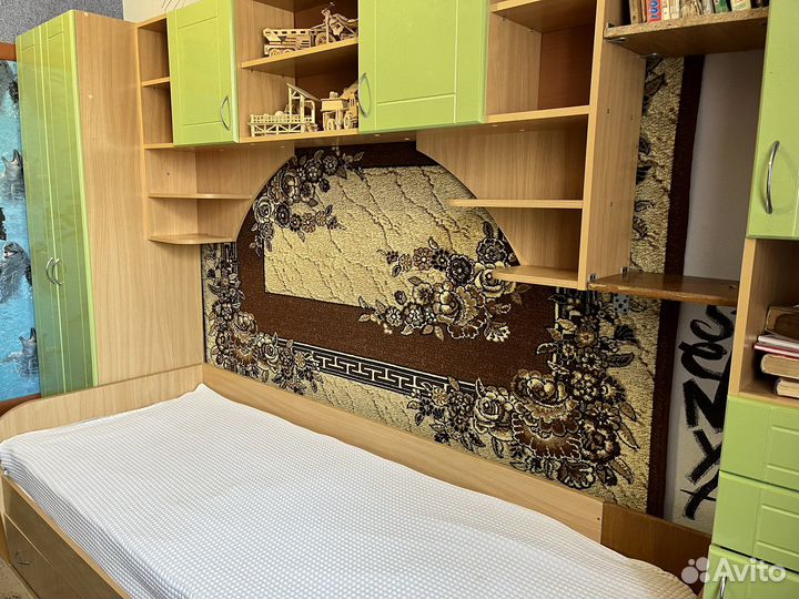 Кровать подростковая