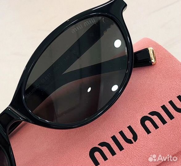 Miu Miu SMU09XV