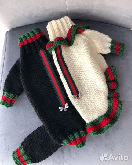 Вязанная одежда для собачек