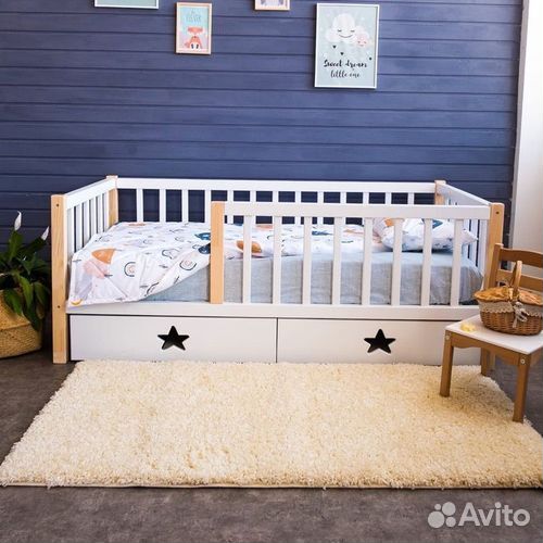 Кроватка с бортиком от 2х лет сингл из натуральног