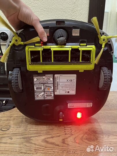 Робот пылесос lg