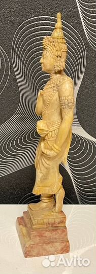 Апсара. Статуэтка из камня