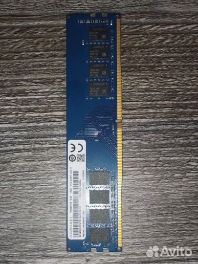 Оперативная память ddr4 4gb 2400MHz