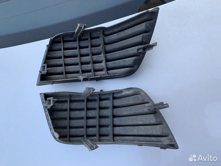 Заглушки в бампер, Toyota OPA