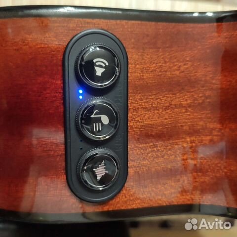 Трансакустическая гитара