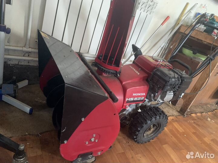 Снегоуборочная машина Honda HS622
